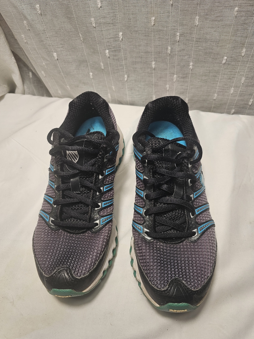 K-Swiss Tubes Womens Black and Teal WmAthletic Running Sneakers. Sz 7.5